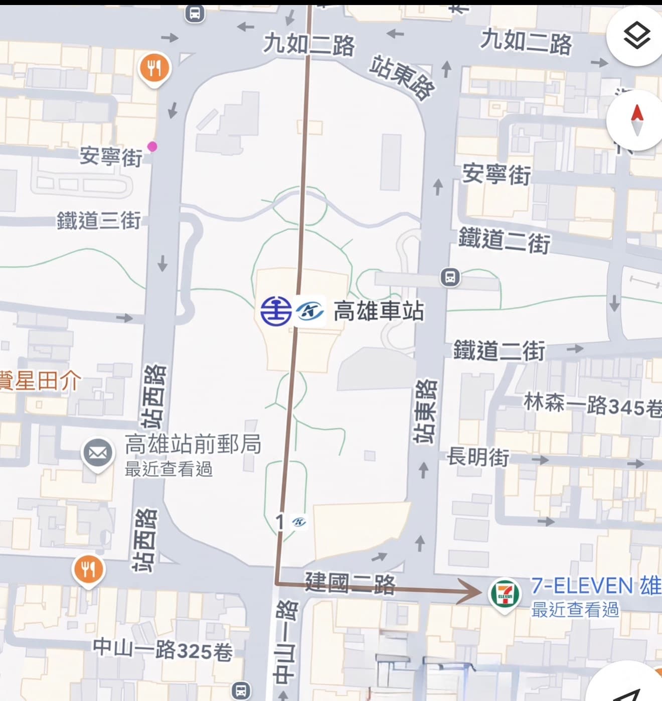 高雄車站 1 號出口往建國路與中山路方向的步行指引地圖